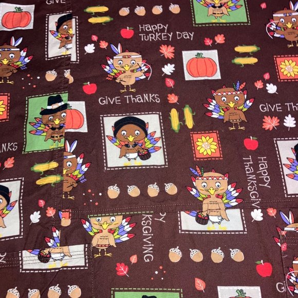 Scrub Star Thanksgiving Print Scrub Top Size M - Picture 3 of 10